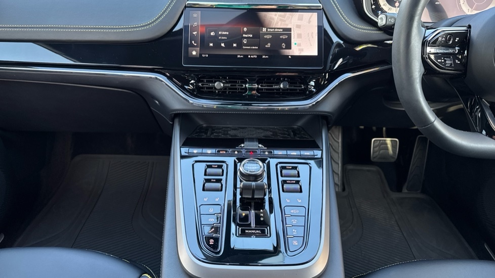 Used Aston Martin DBX 2025 for sale - 76552278: Photo 10