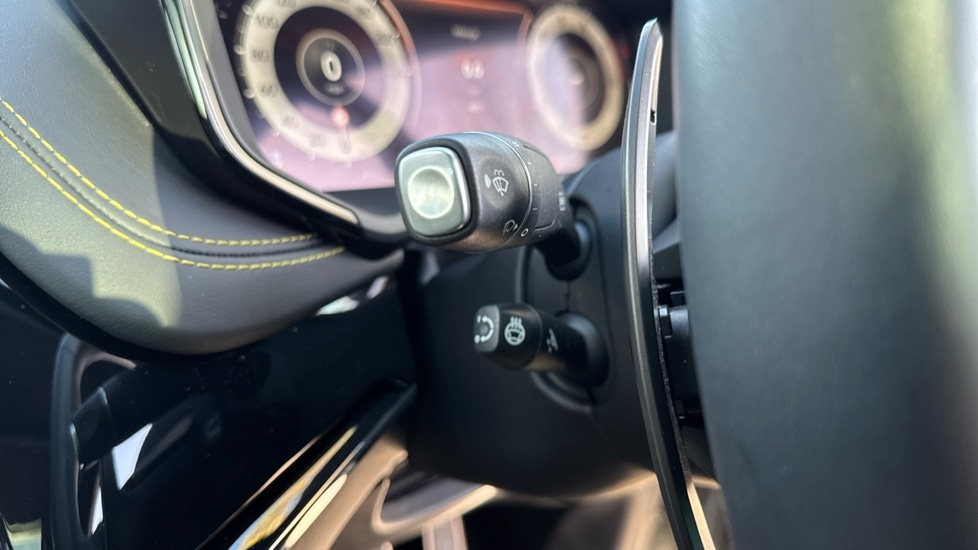 Used Aston Martin DBX 2025 for sale - 76552278: Photo 29