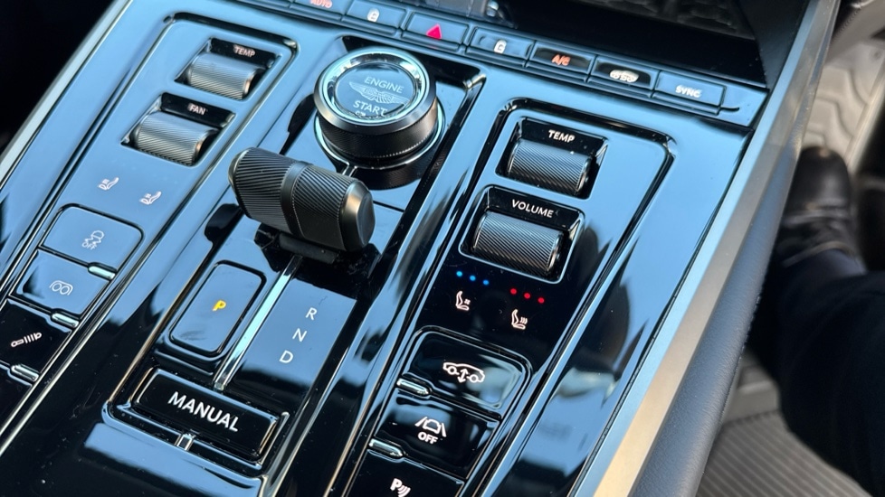 Used Aston Martin DBX 2025 for sale - 76552278: Photo 38