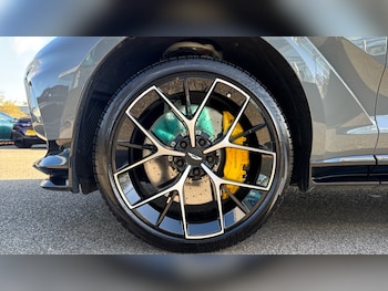 Used Aston Martin DBX 2025 for sale - 76552278: Photo