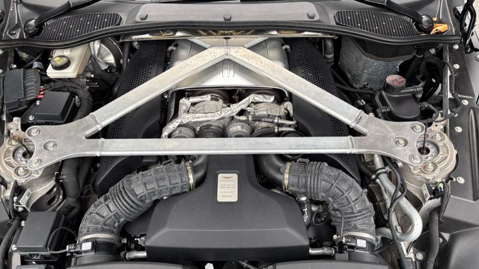 Used Aston Martin Vantage 2022 for sale - 76015051: Photo 22