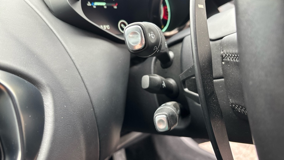 Used Aston Martin Vantage 2022 for sale - 76015051: Photo 29