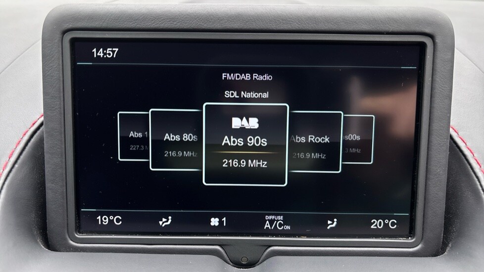 Used Aston Martin Vantage 2022 for sale - 76015051: Photo 38