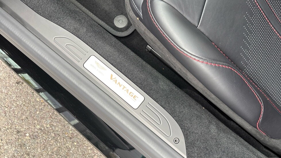Used Aston Martin Vantage 2022 for sale - 76015051: Photo 39