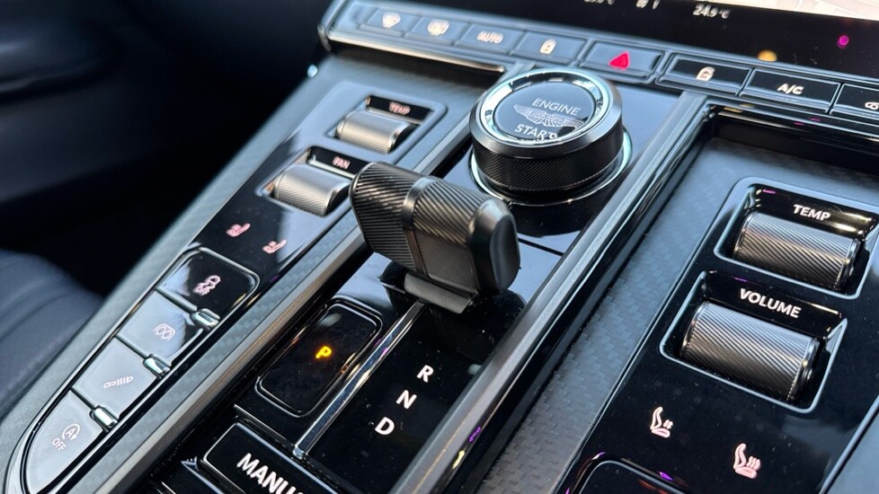 Used Aston Martin Vantage 2024 for sale - 76420314: Photo 32