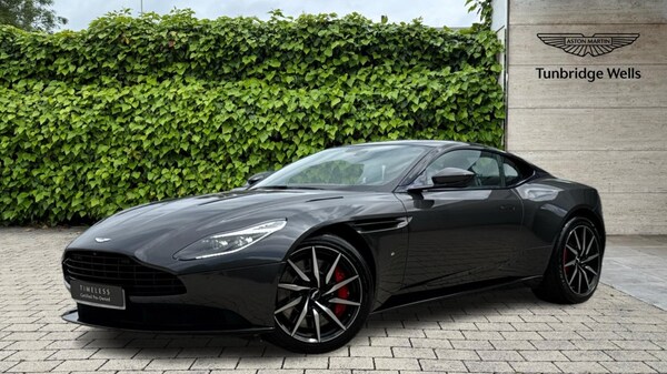Used Aston Martin DB11 2017 for sale - 75391938: Photo 13