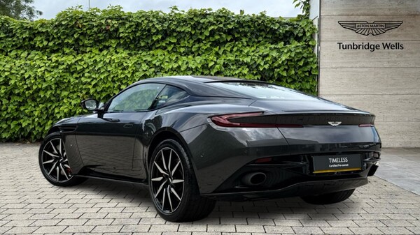 Used Aston Martin DB11 2017 for sale - 75391938: Photo 2