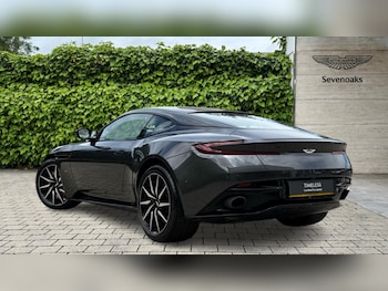 Used Aston Martin DB11 2017 for sale - 75391938: Photo