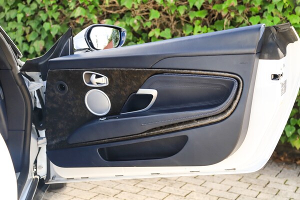 Used Aston Martin DB11 2021 for sale - 75391589: Photo 58