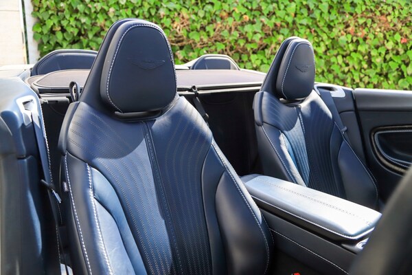 Used Aston Martin DB11 2021 for sale - 75391589: Photo 66