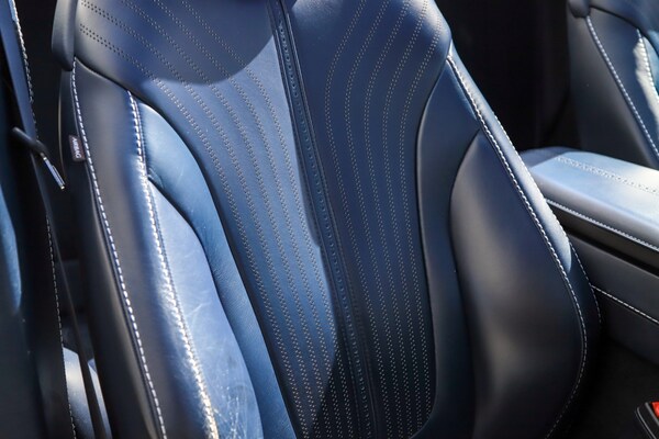 Used Aston Martin DB11 2021 for sale - 75391589: Photo 67