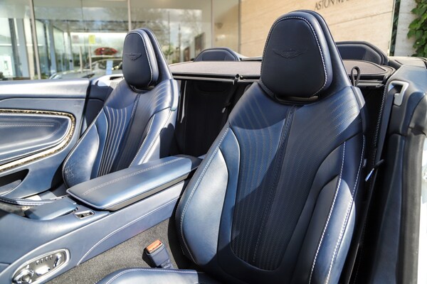 Used Aston Martin DB11 2021 for sale - 75391589: Photo 69