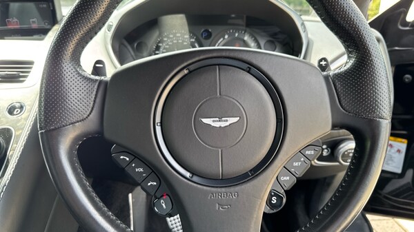 Used Aston Martin Vanquish 2017 for sale - 75391685: Photo 11
