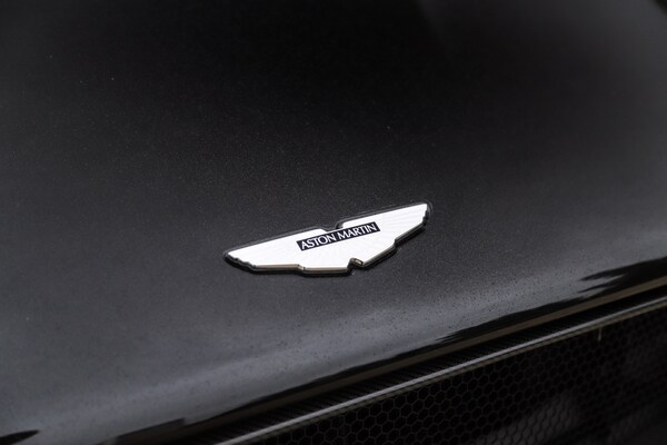 Used Aston Martin Vanquish 2017 for sale - 75391685: Photo 13