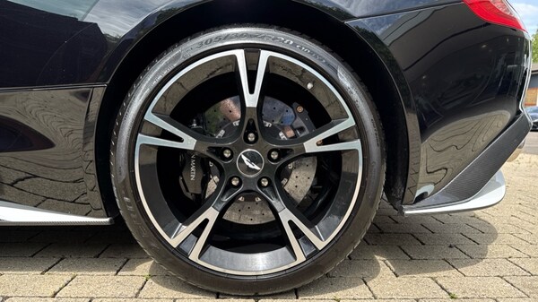 Used Aston Martin Vanquish 2017 for sale - 75391685: Photo 23