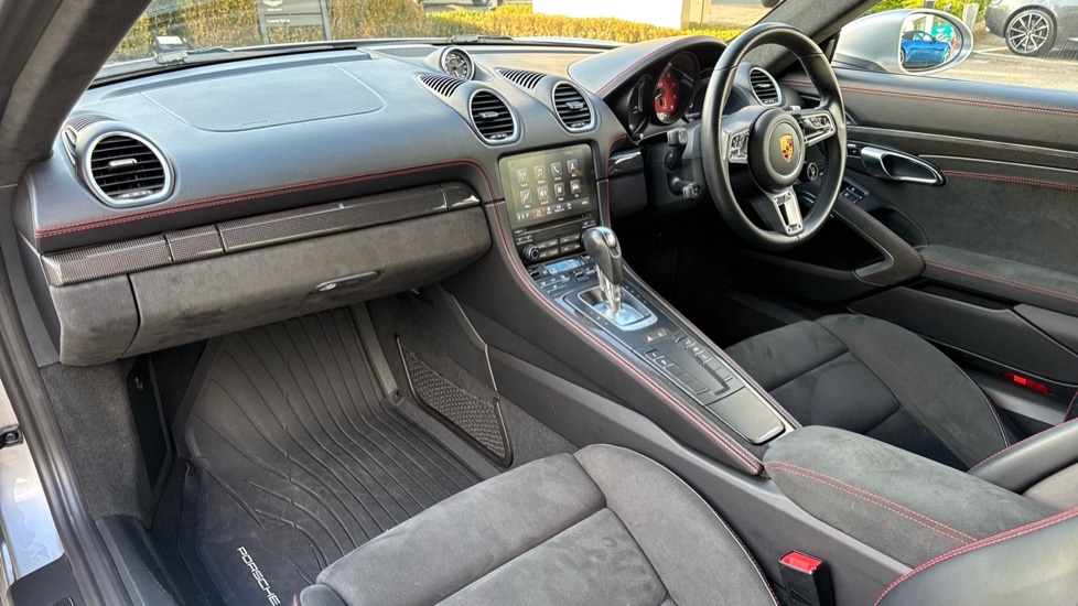 Used Porsche Cayman 2021 for sale - 75959505: Photo 10