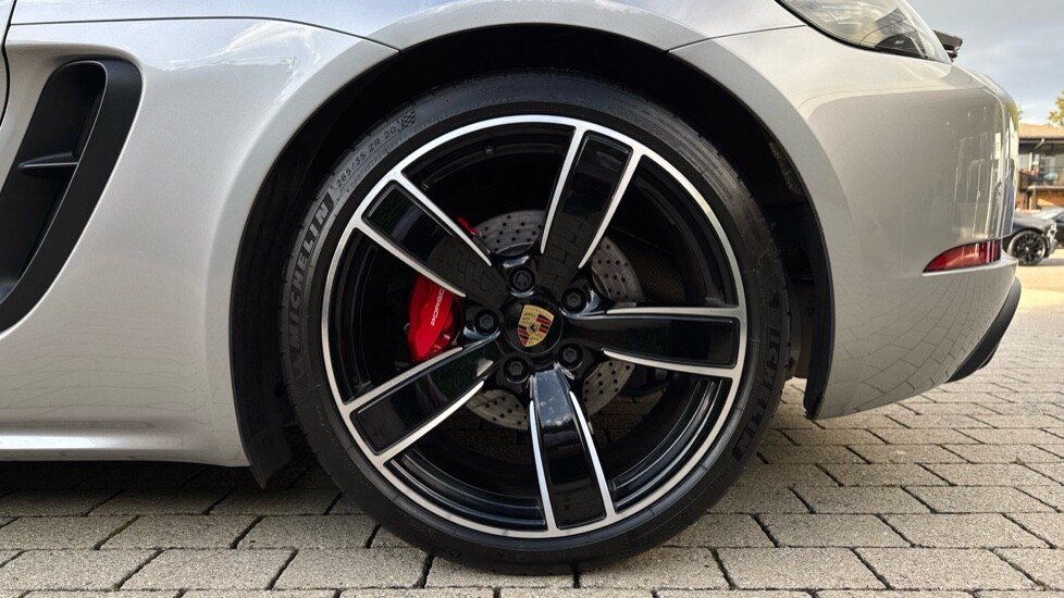 Used Porsche Cayman 2021 for sale - 75959505: Photo 18