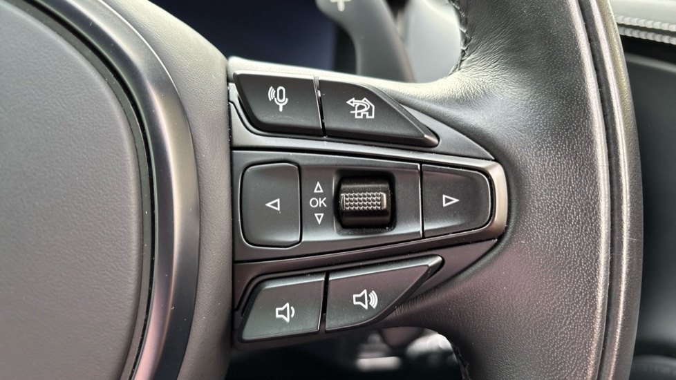 Used Aston Martin DBX 2024 for sale - 76204001: Photo 27
