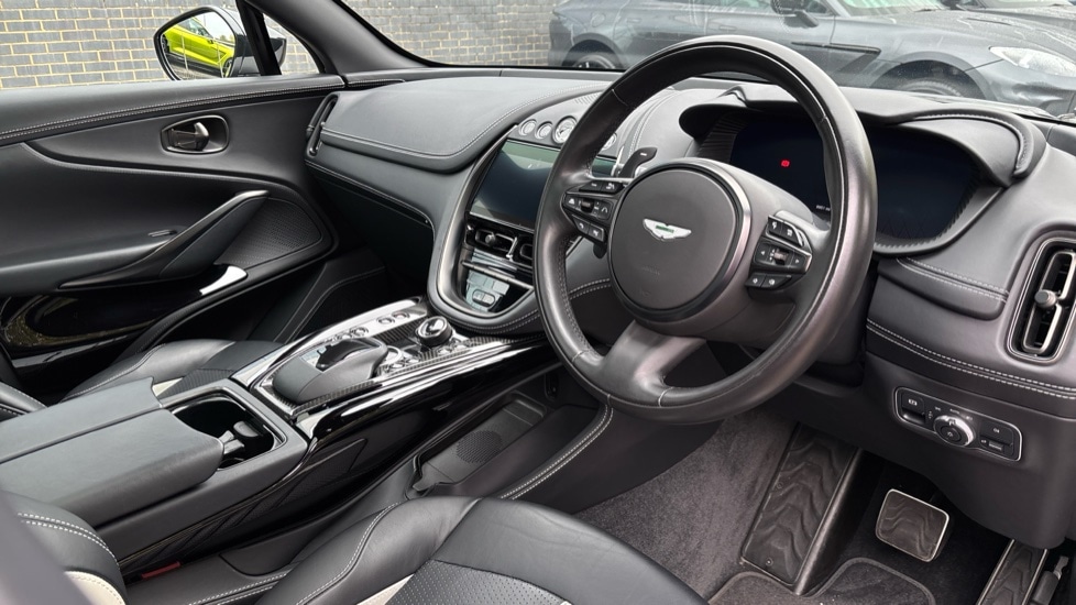 Used Aston Martin DBX 2024 for sale - 76204001: Photo 3