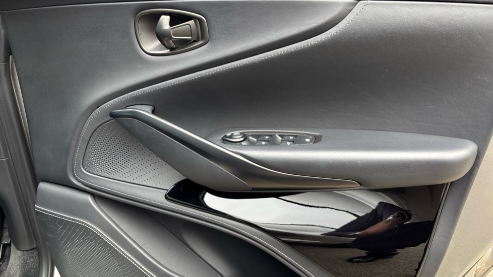 Used Aston Martin DBX 2024 for sale - 76204001: Photo 34