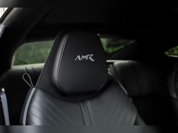 Used Aston Martin DB11 2019 for sale - 75391608: Photo