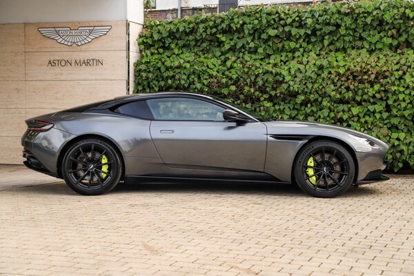 Used Aston Martin DB11 2019 for sale - 75391608: Photo 8