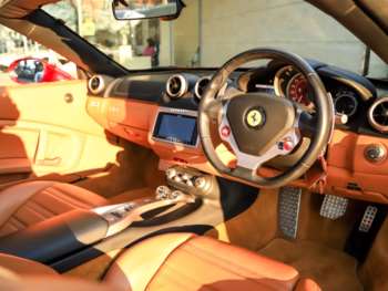 Used Ferrari California 2010 for sale - 74181386: Photo