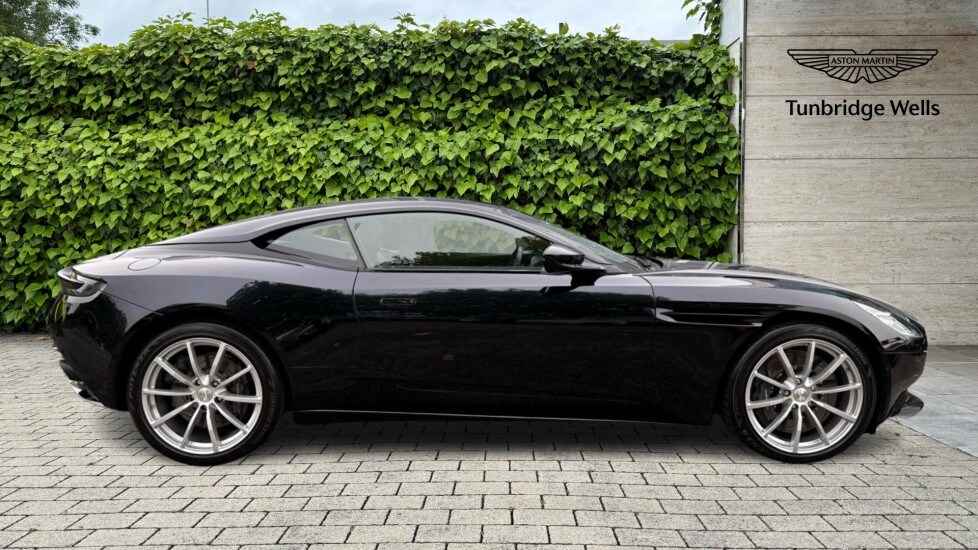 Used Aston Martin DB11 2020 for sale - 76014926: Photo 16