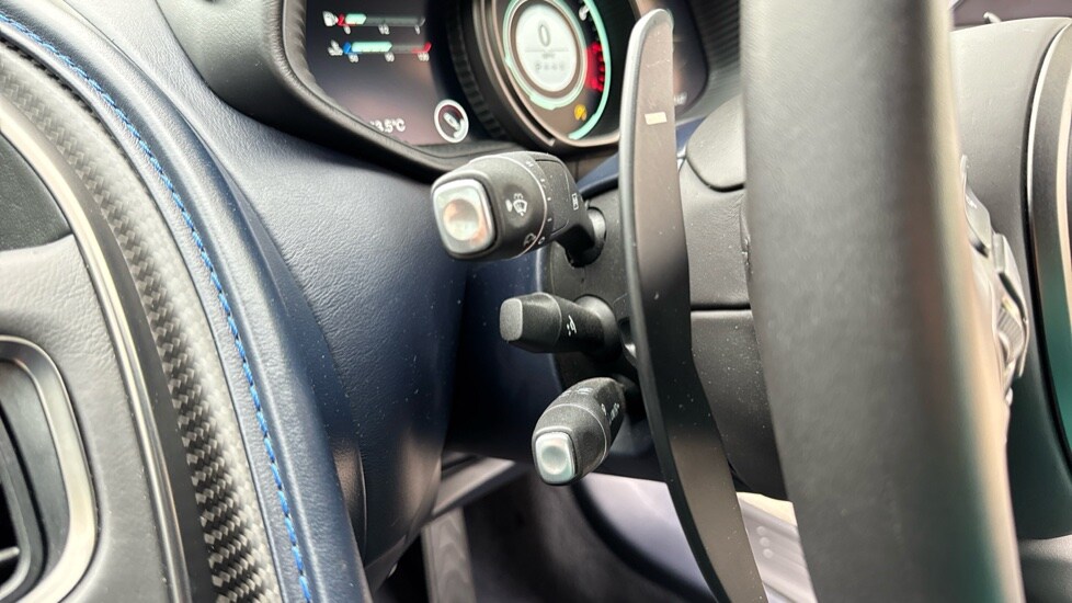 Used Aston Martin DB11 2020 for sale - 76014926: Photo 29