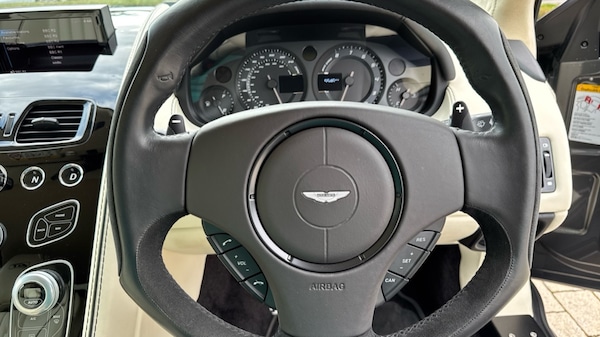 Used Aston Martin DB9 2017 for sale - 75424862: Photo 11