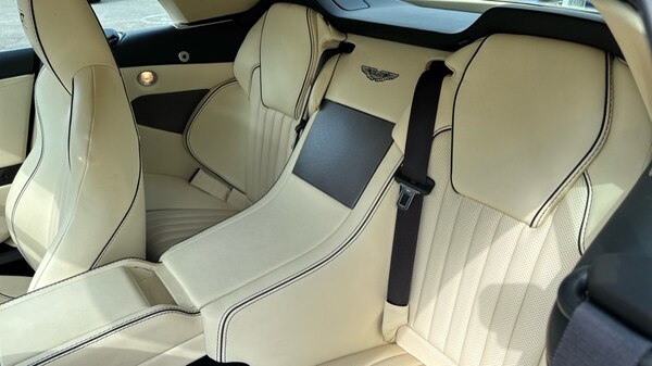 Used Aston Martin DB9 2017 for sale - 75424862: Photo 20