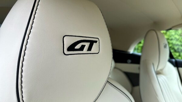 Used Aston Martin DB9 2017 for sale - 75424862: Photo 5