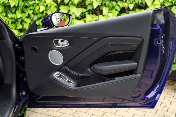Used Aston Martin Vantage 2023 for sale - 75648450: Photo 33
