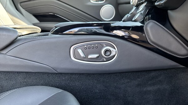 Used Aston Martin Vantage 2023 for sale - 75648450: Photo 35