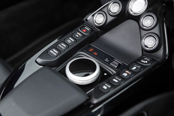Used Aston Martin Vantage 2023 for sale - 75648450: Photo 50