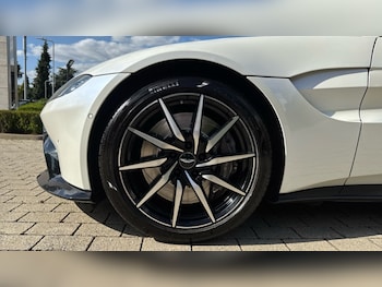 Used Aston Martin Vantage 2019 for sale - 75392057: Photo