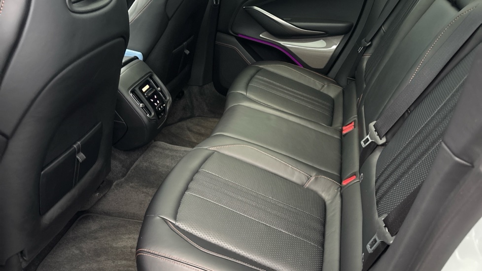 Used Aston Martin DBX 2024 for sale - 76203897: Photo 20