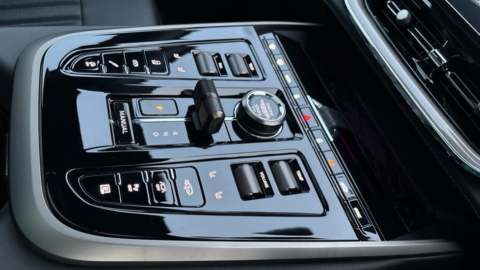 Used Aston Martin DBX 2024 for sale - 76203897: Photo 33