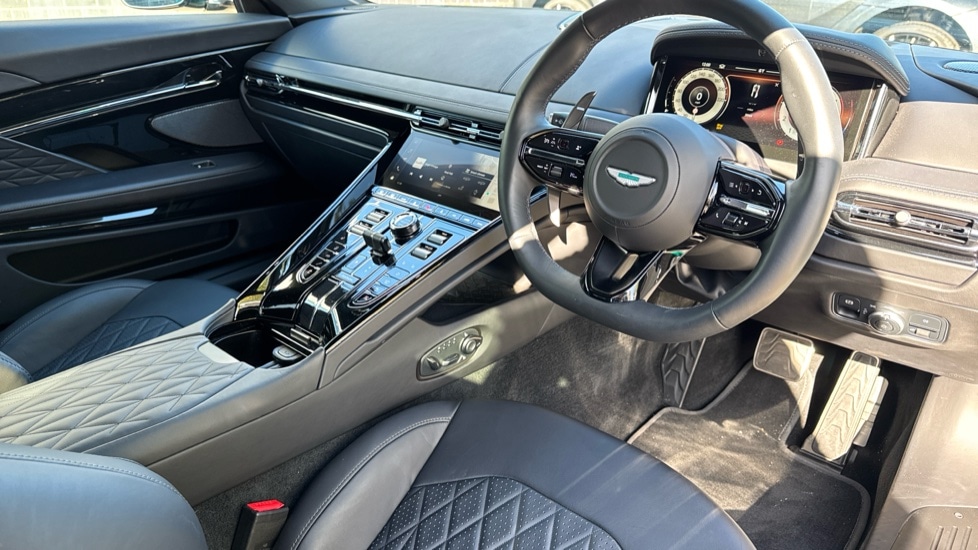 Used Aston Martin V8 2025 for sale - 75742887: Photo 3