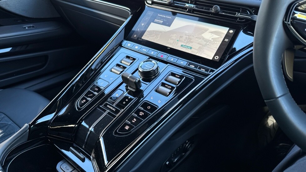 Used Aston Martin V8 2025 for sale - 75742887: Photo 33