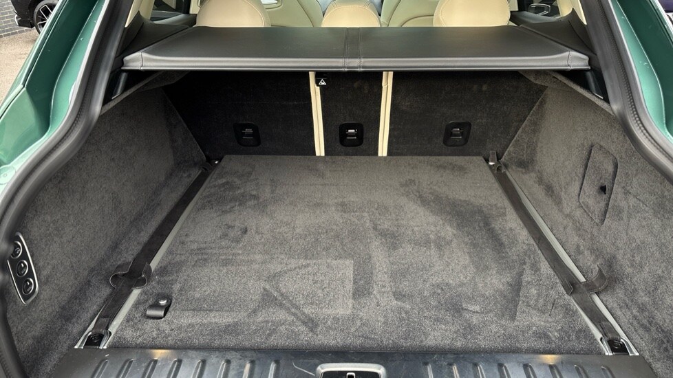 Used Aston Martin DBX 2024 for sale - 76528856: Photo 21