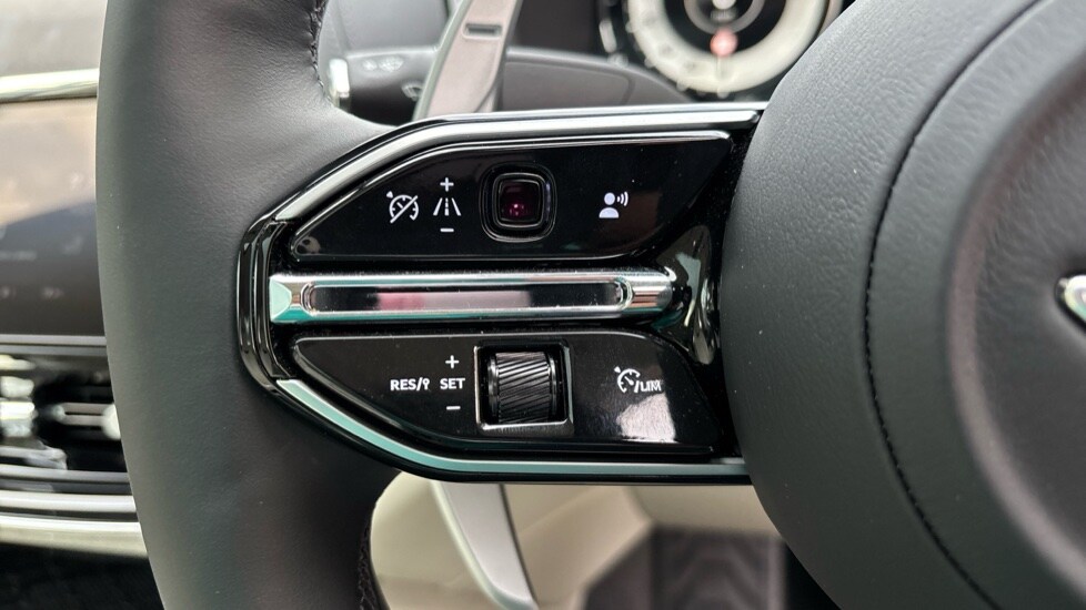 Used Aston Martin DBX 2024 for sale - 76528856: Photo 28