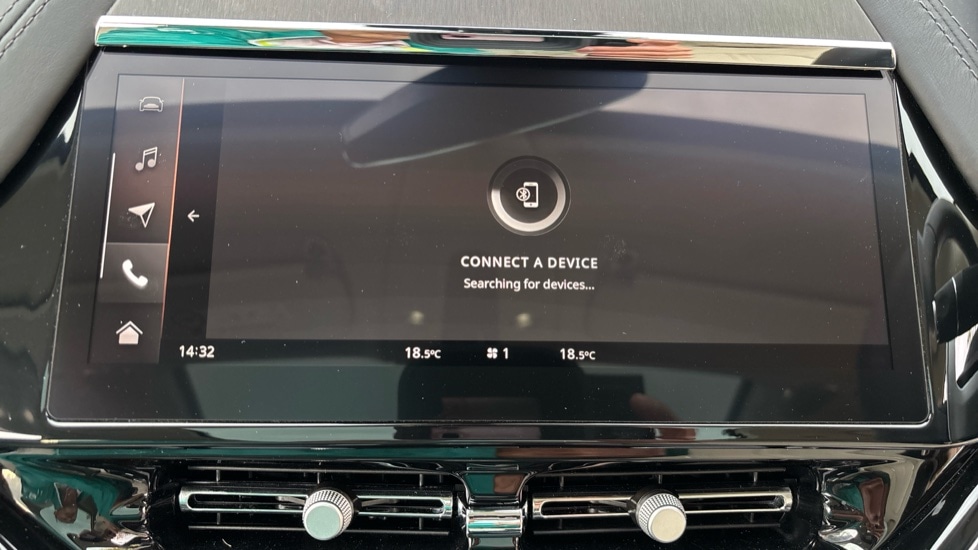 Used Aston Martin DBX 2024 for sale - 76528856: Photo 41