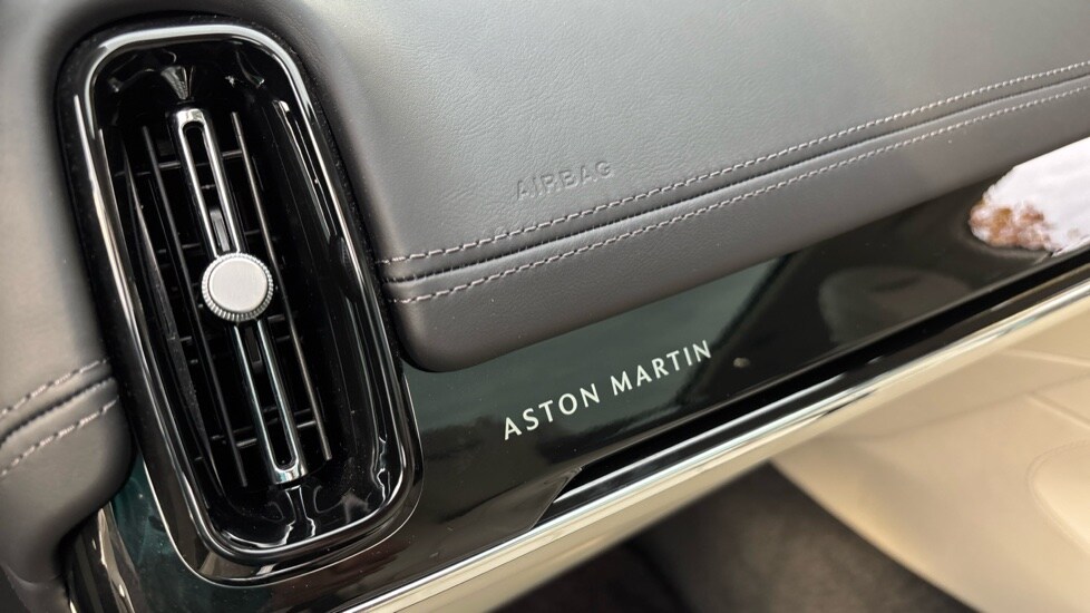 Used Aston Martin DBX 2024 for sale - 76528856: Photo 43