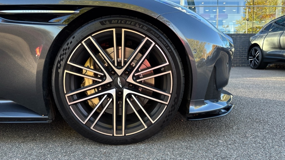 Used Aston Martin V8 2025 for sale - 76332188: Photo 23