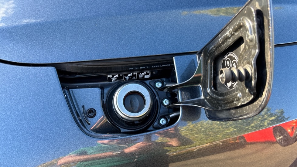 Used Aston Martin V8 2025 for sale - 76332188: Photo 26