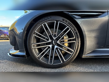 Used Aston Martin V8 2025 for sale - 76332188: Photo
