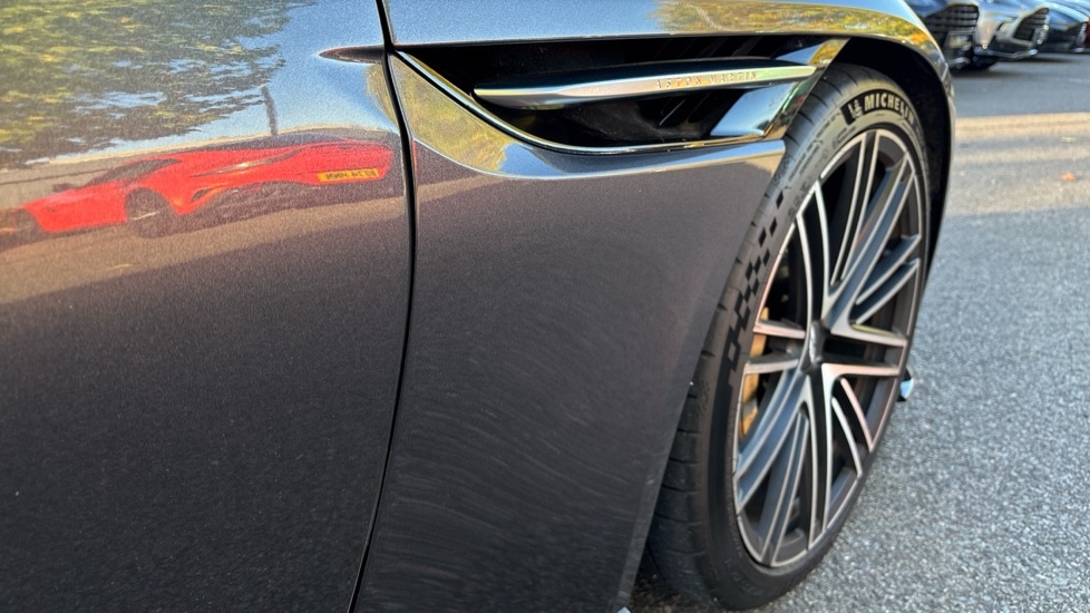 Used Aston Martin V8 2025 for sale - 76332188: Photo 9