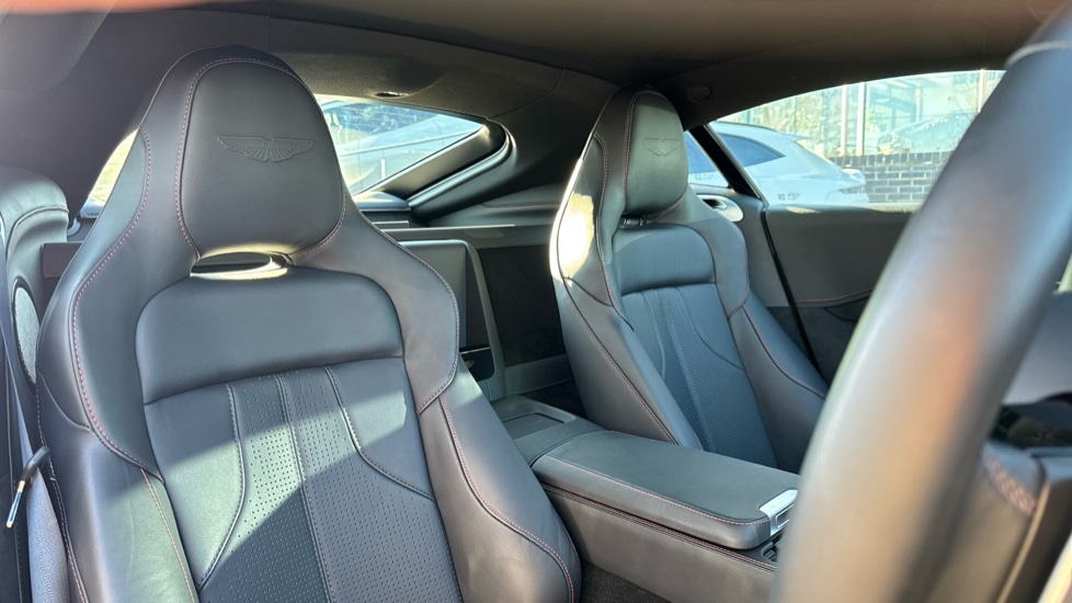Used Aston Martin Vantage 2024 for sale - 76575175: Photo 12