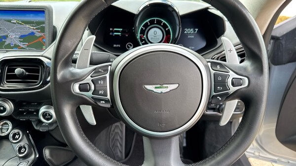 Used Aston Martin Vantage 2020 for sale - 75425032: Photo 11